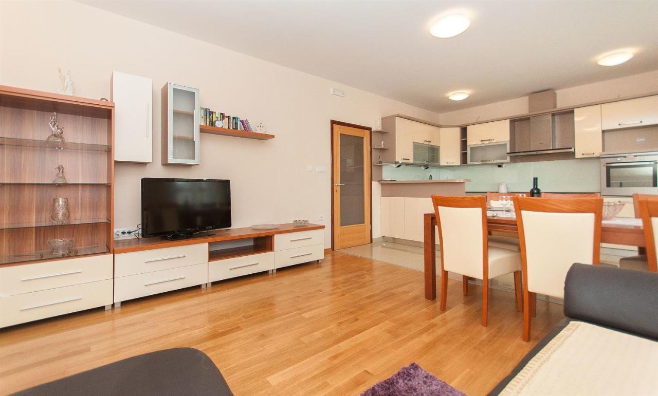 Apartment Temza Krilo Buitenkant foto